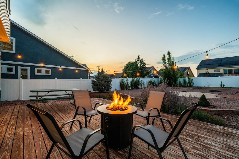Spacious Family Getaway Near Downtown - El Paso County, CO