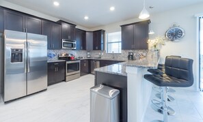 House (6 Bedrooms) | Interior - Tvpm 9154ts Flash 20 Off Pvt Pool and Spa Home (Davenport)