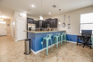 Villa (Multiple Bedrooms) | Interior - Tvmp-9101ec/cg (Davenport)