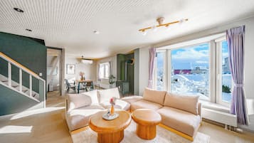 Apartment | Living area