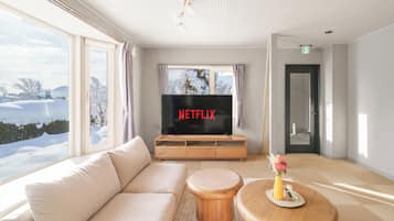 Apartment | Living area