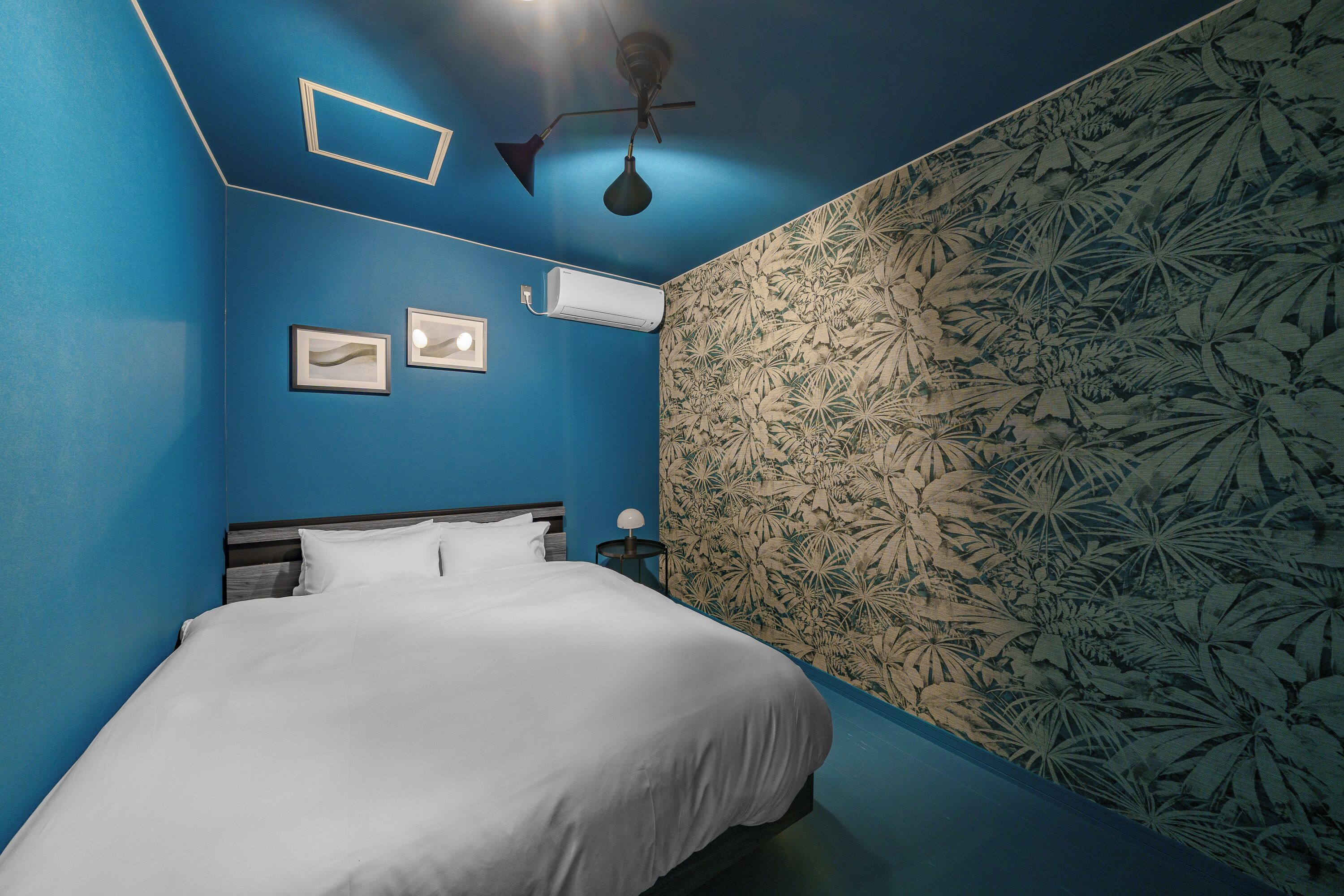 Apartment | Desk, iron/ironing board, free WiFi