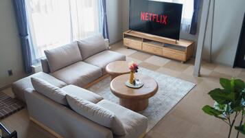 Apartment | Living area