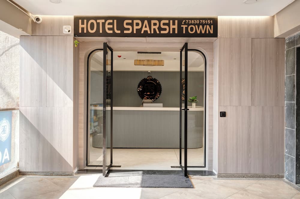 Hotel Sparsh Town - Khoraj