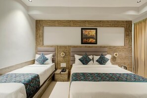 Luxury Triple Room | Free WiFi - Hotel Sparsh Town  (Gandhinagar)