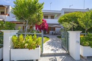 Exterior - Casa Elli RivedelSalento - Casa Elli (Torre Saracena)