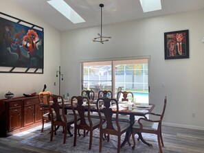 Dining - Spacious 4-bedroom house at Celebration, near Walt Disney World (Kissimmee)