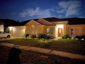 Exterior - Spacious 4-bedroom house at Celebration, near Walt Disney World (Kissimmee)