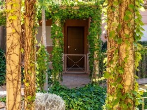 Exterior detail - Luxury Apartment in Moraira – Ritual de Terra (Teulada)