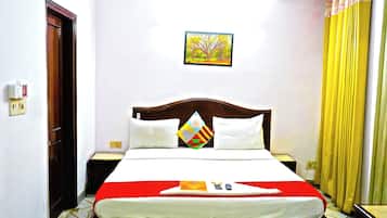 Deluxe Double Room, Balcony | Desk, free WiFi