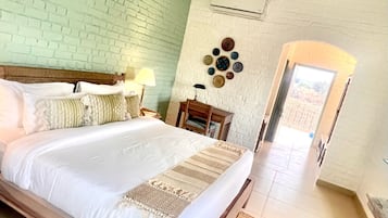 Deluxe Double Room, 1 King Bed, Balcony, Hill View | In-room safe, desk, laptop workspace, free WiFi