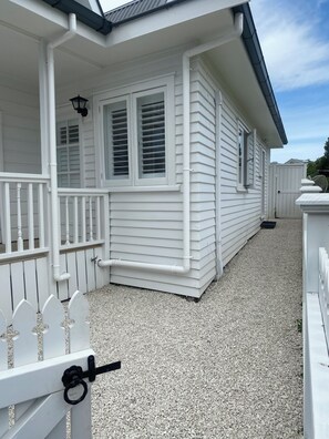 Exterior detail - Petite Studio in Seaside Devonport | Auckland (Auckland)