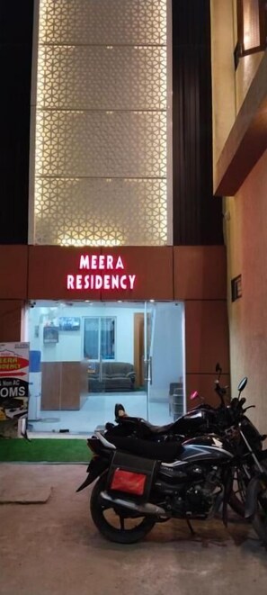 Exterior detail - Meera residency vrindavan (Vrindavan)