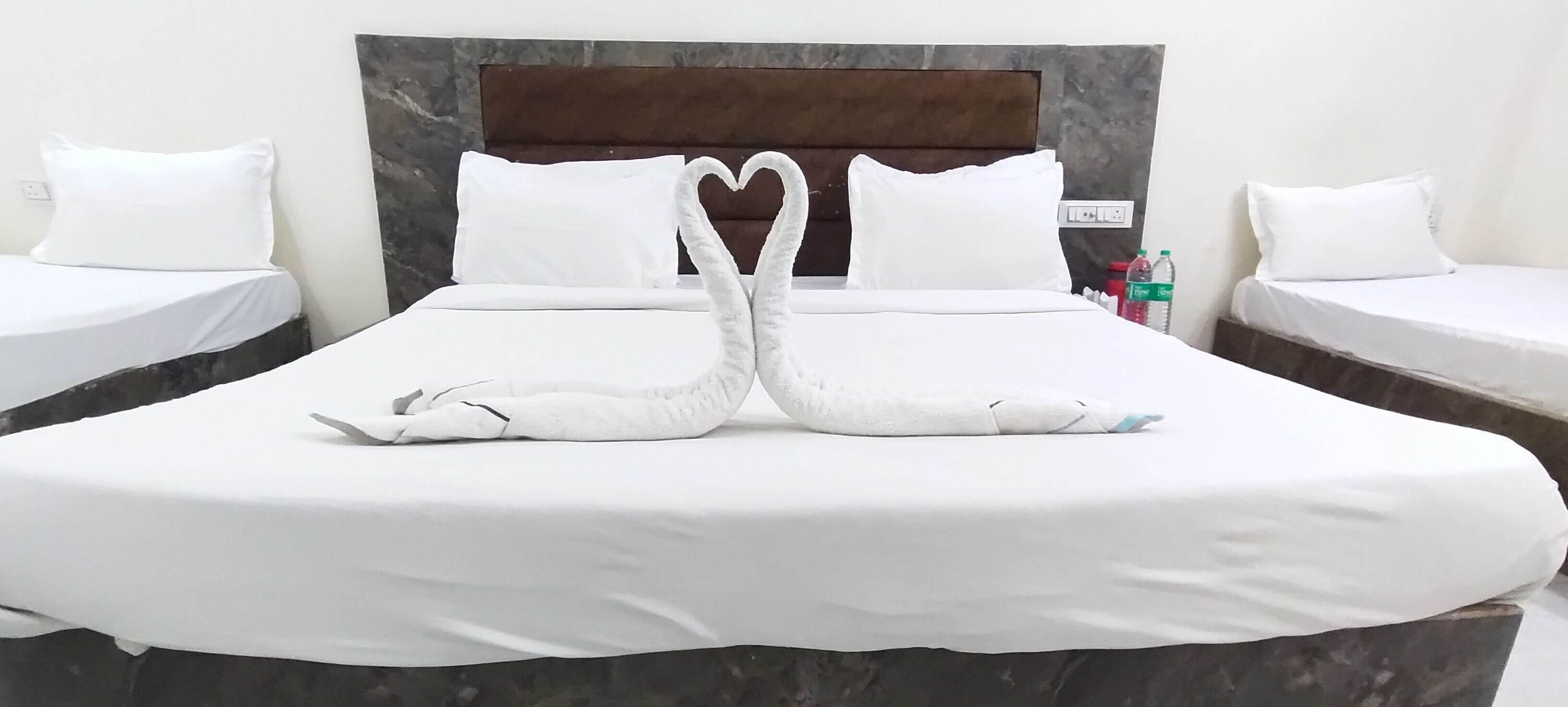 Chambre Familiale | Wi-Fi gratuit