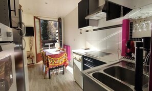 Fridge, microwave, oven, dishwasher - Saint Genest Residence (Vallouise-Pelvoux)