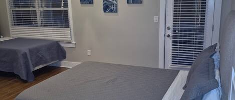 6 soverom, strykejern/-brett, wi-fi og sengetøy