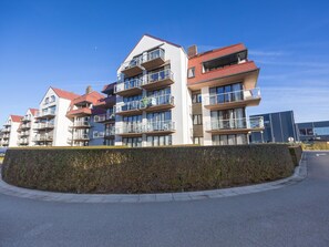 Exterior - Bright apartment with 2 bedrooms and garage (Middelkerke)