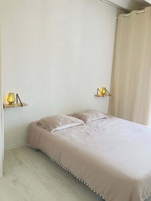 3 bedrooms, iron/ironing board, WiFi - House by the sea in Provence (Saint pierre la mer, Narbonne, Gruissan) (Fleury)