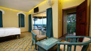 Superior Double or Twin Room | Iron/ironing board, free WiFi, wheelchair access