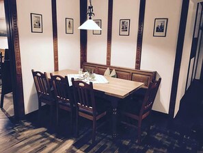 Dining - Double room with shower/WC on the floor, 15 sqm (Wasserburg am Inn)