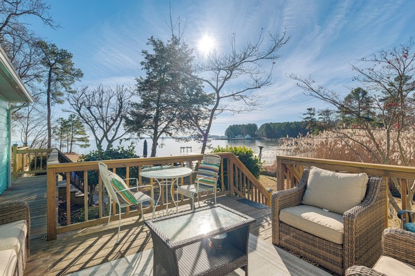Hague Vacation Rental | 3BR | 1BA | Step-Free Entry | 1,300 Sq Ft