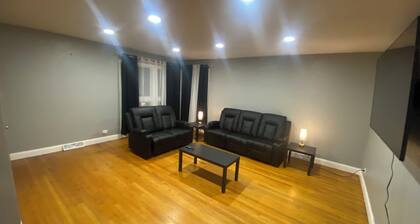 Ultimate Game House with Pool, Piano & 4 arcades!