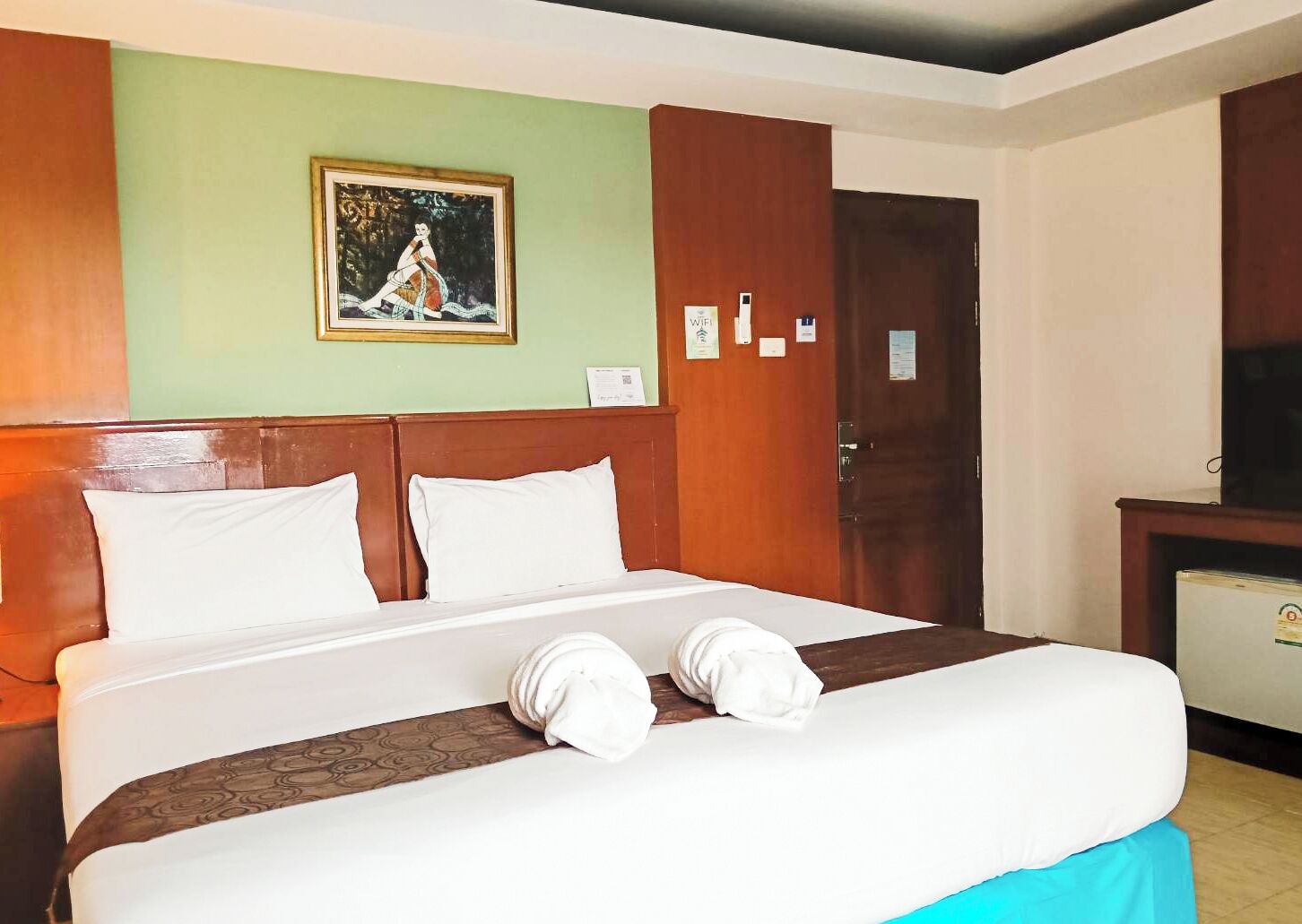 Superior Room | Free WiFi, bed sheets