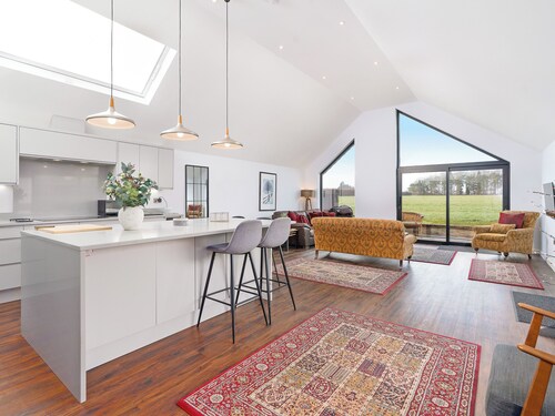 2 bedroom accommodation in Reepham