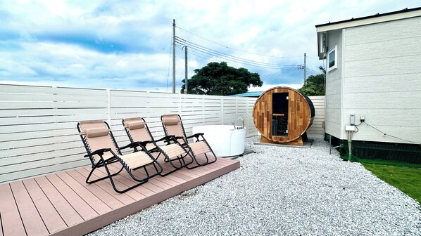 Luna(Up to 5 Guests): Barrel Sauna & Jacuzzi, Fully Equipped with Fire Pit & BBQ Grill, Non smoking | Room amenity