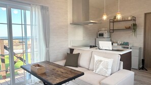 Konunglegt herbergi - reyklaust - gufubað (Upto5Guests,Jet Bath,FirePit&BBQGrill) | Sérhannaðar innréttingar, sérvalin húsgögn, ókeypis þráðlaus nettenging