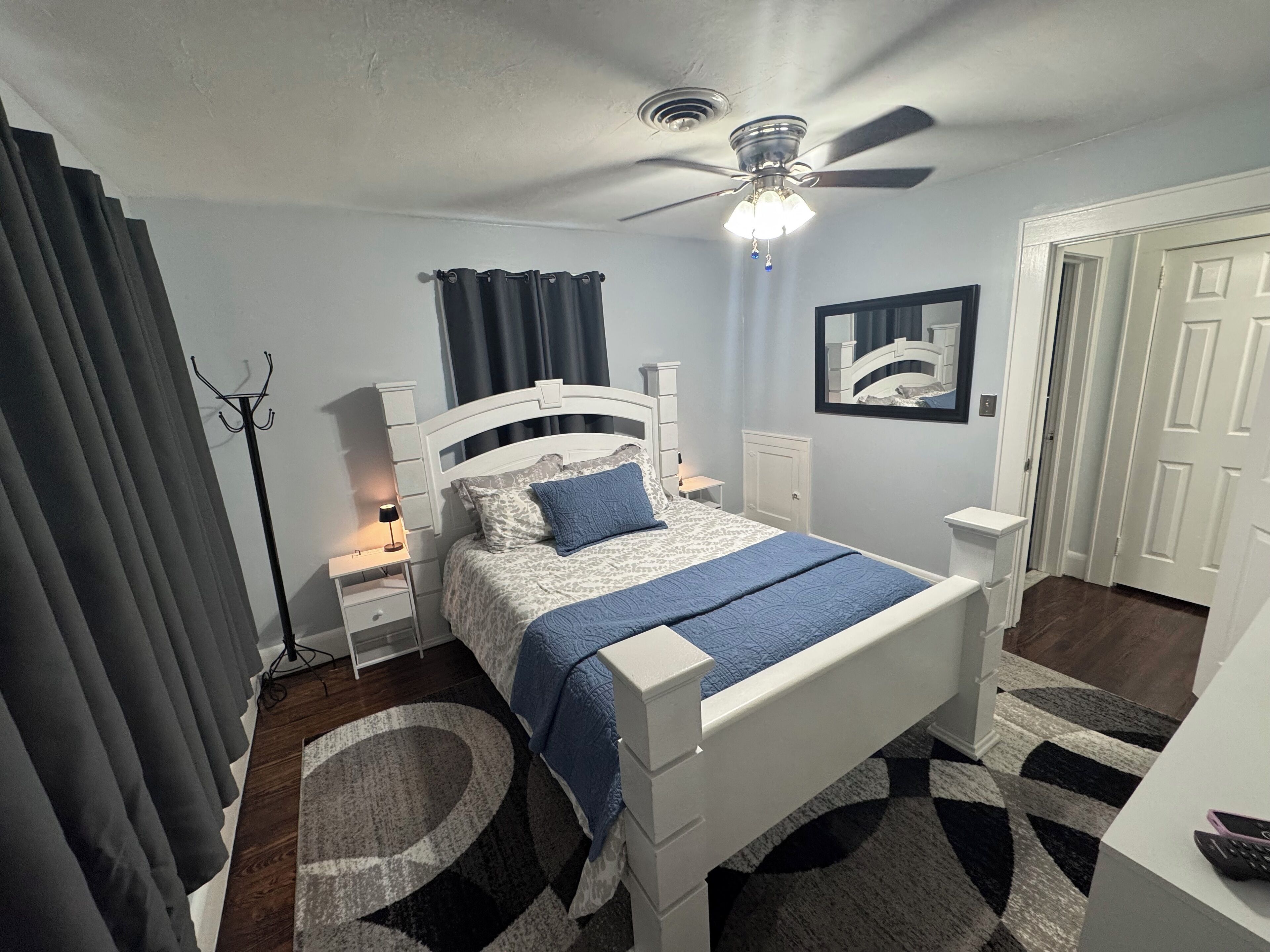 1 bedroom, in-room safe, desk, iron/ironing board