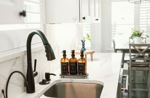 Interior - House of Benjamin (Aledo)