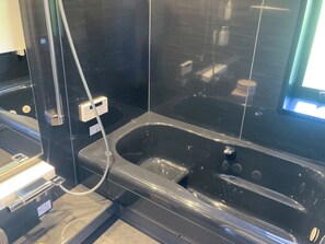 Assecador de cabells i tovalloles 