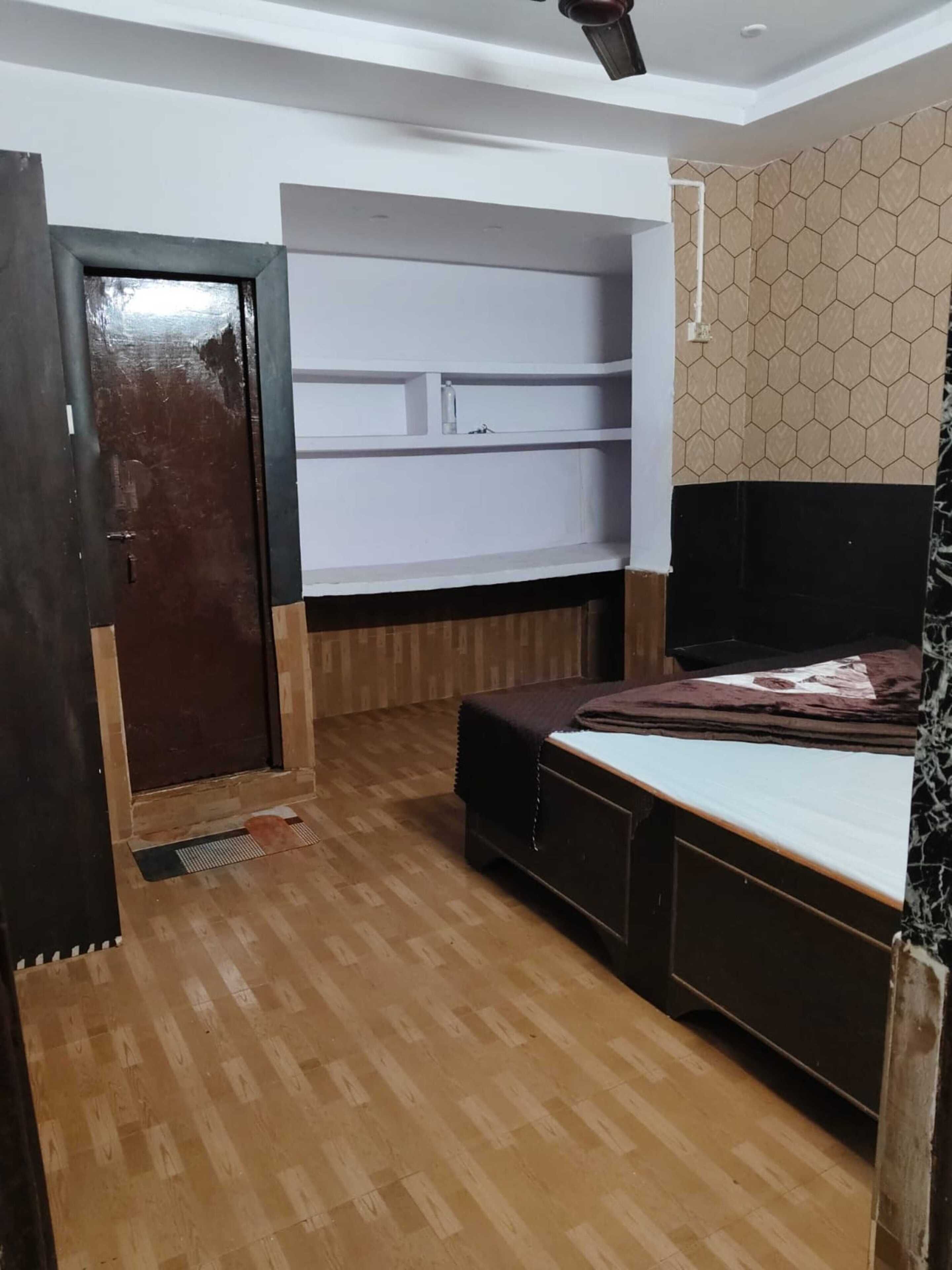 Deluxe Room | Rollaway beds, free WiFi, bed sheets