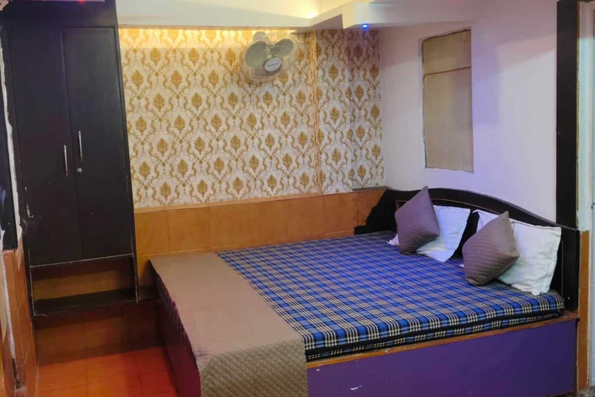 Family Room | Rollaway beds, free WiFi, bed sheets