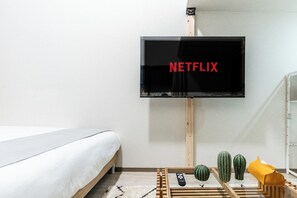 Schreibtisch, kostenloses WLAN, Bettwäsche