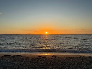 Beach - Traditional Japanese house available for private use  200m  Maximum 12 people  2 parking spaces  / Kaizuka City Ōsaka (Kaizuka City)
