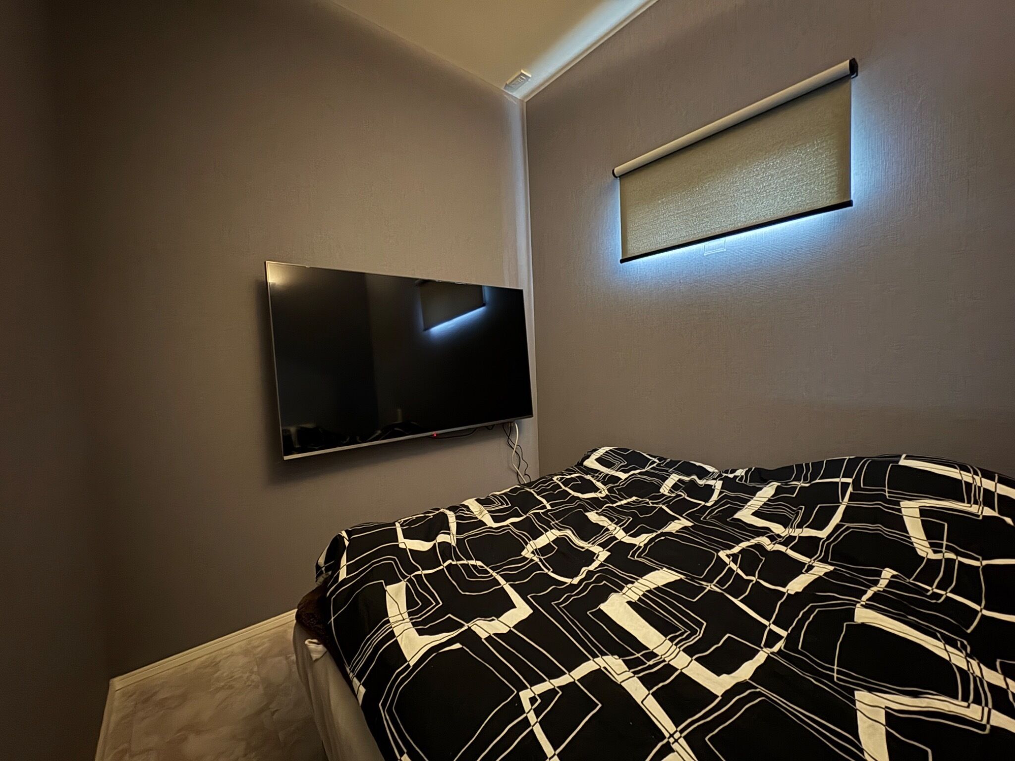 Bureau, Wi-Fi gratuit, draps fournis