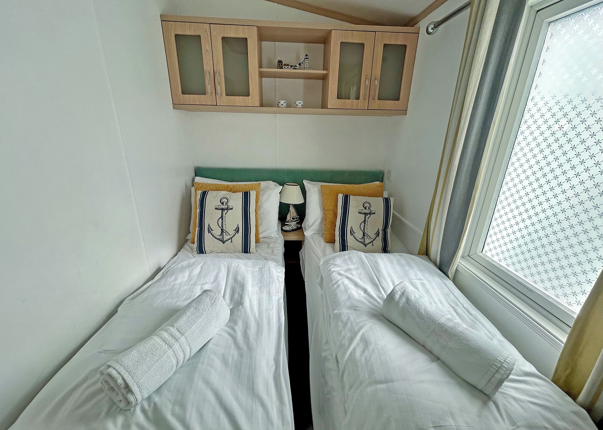 2 bedrooms