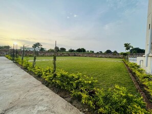 Property grounds - New Royal Orbit Hotel & Restro Udaipur (Vallabhnagar)