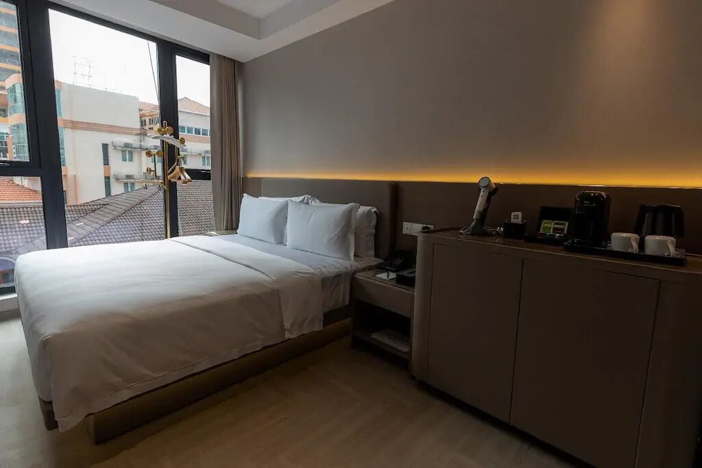 Deluxe Family Room | In-room safe, soundproofing, iron/ironing board, free WiFi