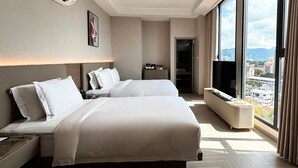 Standard Family Room | セーフティボックス (室内)、防音設備、アイロン / アイロン台、WiFi (無料)