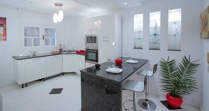 L'onde du Lac - Chic Apartment With Private Suite