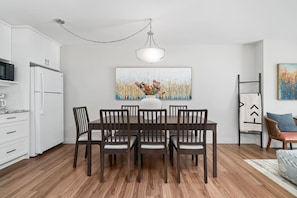 Dining - Lovely 1BR Kimberley Getaway w/  Private Balcony (Kimberley)