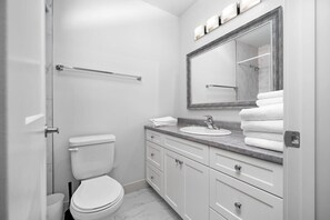 Bathroom - Lovely 1BR Kimberley Getaway w/  Private Balcony (Kimberley)