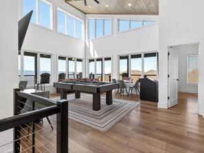 Games room - Cabin + Spa, Firepit, Pool Table & Media Room Near Dollywood | Bird's-Eye View (Sevierville)