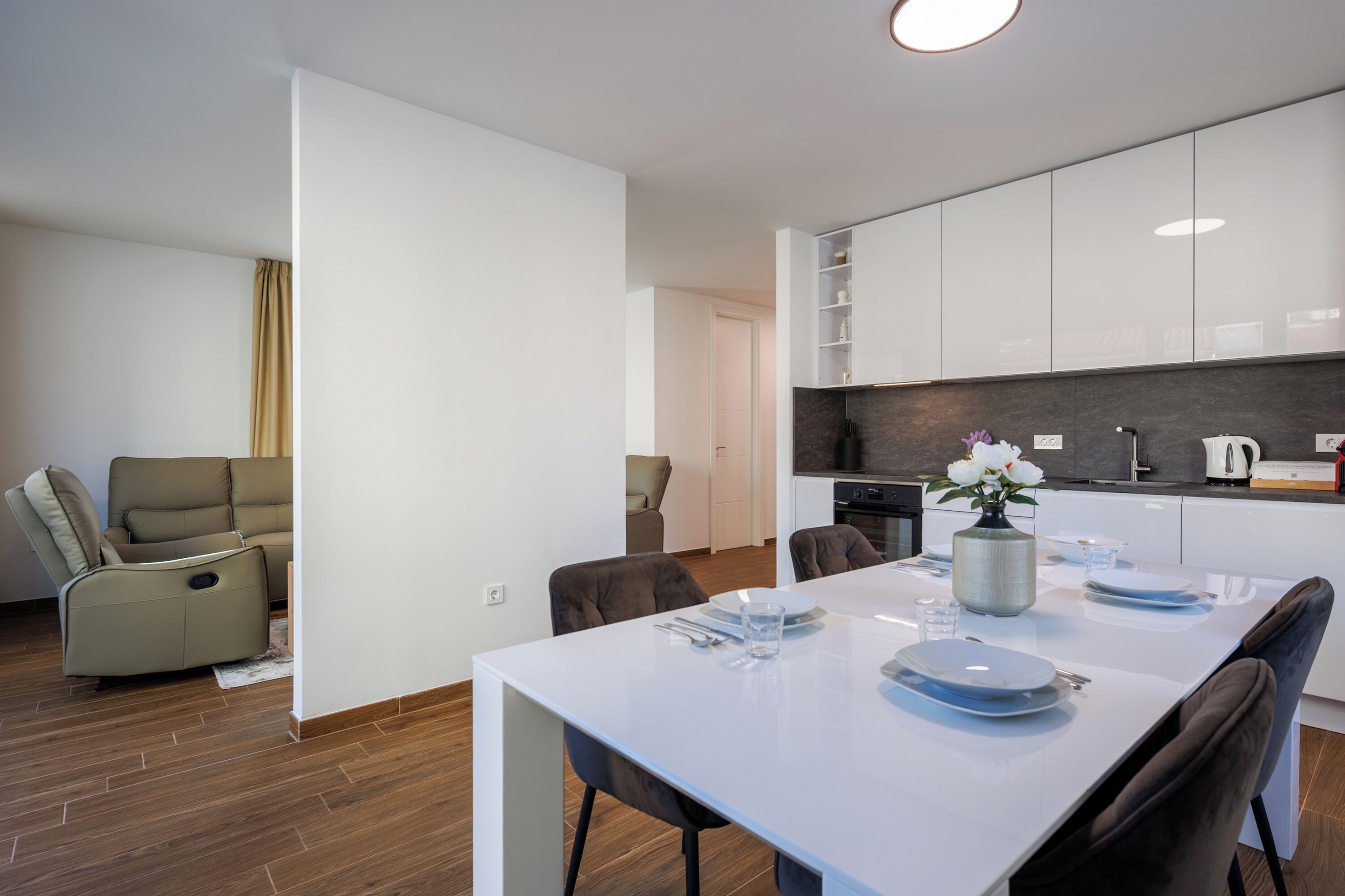 家庭公寓, 2 间卧室, 双浴室 (Luxury City Penthouse Adialuxe S7) | 餐厅