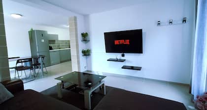 Appartement T3 âą Proche de Blaye âą 70 mÂČ âą Plain-pied âą 2 chambres âą 4 personnes