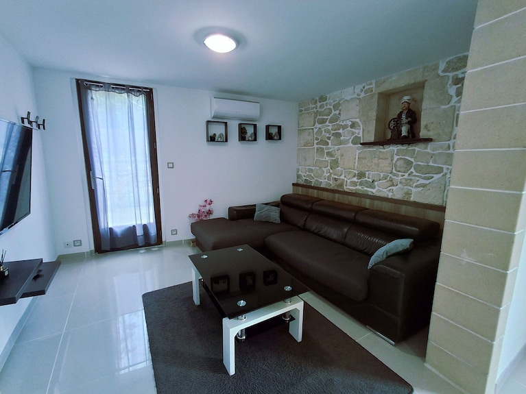 Apartment T3 - Near Blaye - 70 M² - Bungalow - 2 Bedrooms - 4 People - Margaux