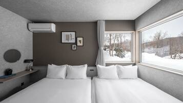 Desk, iron/ironing board, free WiFi